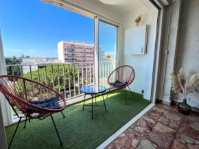 Charmant T2 à 200m de la plage et 100m des commerces, avec parking privatif - FR-1-309-474